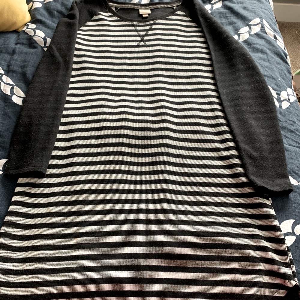 Great used condition striped sweater dress / tunic